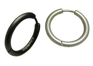 �y���������z�s�A�X�@�N���V�b�N�t�[�v�`�^�����b�h�V���o�[�}�b�g�u���b�N�`���[�u�X�����s�A�X�@klassische creolen titan stbchen 20mm silber schwarz matt tube slim ohrringe