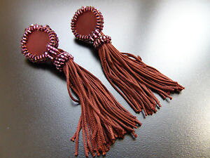 yzsAX@Vo[bhCsAX@sAX@ohrringe ohrclips aus versilbert mit leder in rot wein und perlen,von ctia levy