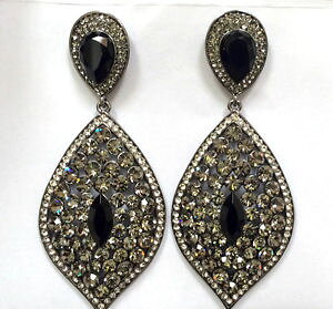 �y���������z�s�A�X�@�o�g���[�E�B���\���u���L�I�[�o���h���b�v�s�A�X�@butler amp; wilson zinn spitz oval tropfenohrringe neu