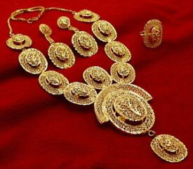 【送料無料】ネックレス　ボリウッドジュエリーネックレスイヤリングbollywood femme 3pc collier bijoux boucles d’oreilles goldplated traditionnel