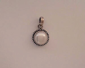 �y���������z�l�b�N���X�@�V���o�[�y���_���g�z���C�g�p�[��agnes creations joli pendentif en argent 925 amp; perle blanche