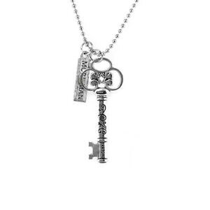 �y���������z�l�b�N���X�@�R��collana in acciaio moreman cl00109 con chiave e ciondolo logato