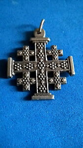 yzlbNX@GTAeB[NNXancien pendentif jerum 950 antique cross pendant
