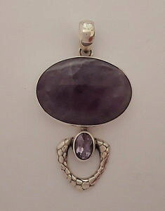 �y���������z�l�b�N���X�@�V���o�[�I���k�y���_���gagnes creations joli pendentif en argent 925 orne de charoite amp; amethyste