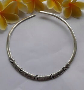 �y���������z�l�b�N���X�@�N���G�C�V�����N�����v�g���N�\���b�h�V���o�[agnes creations collier torque ethnique touareg massay en argent massif