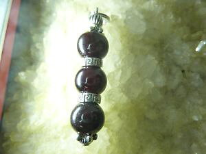 �y���������z�l�b�N���X�@�K�[�l�b�g���E���h�r�[�Ypendentif grenat almandin perles rondes 8 mm