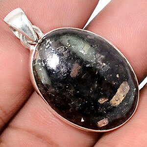 �y���������z�l�b�N���X�@�}�E���gpendentif nuummite vritable monture argent 925 rare ref 0153