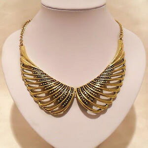 yzlbNX@NvEBOGWFh[collier plastron aile ange dore