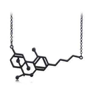 �y���������z�l�b�N���X�@�]�[�C�N�����v���^���y���_���gas fr20603 zoe chemical thc molecule structure formule colliers pendentif metal