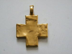 �y���������z�l�b�N���X�@�W���G���N���X�J���[�S�[���hpendentif bijou croix tain dor couleur or sign biche de bere,n1252