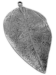 �y���������z�l�b�N���X�@�W���G���[�y���_���g�V���o�[minott bijoux pendentif feuille laiton, argent avec apparence use 33019