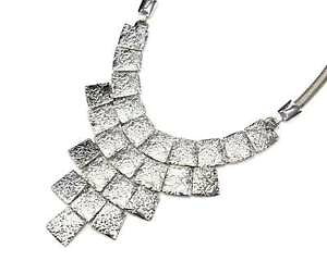 yzlbNX@lbNX[tcc1934e collier plastron statement pendentif multicarrs relief mtal argent