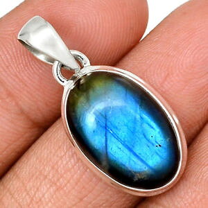 yzlbNX@y_g}EgVo[pendentif protection labradorite monture argent 925 ref 2810