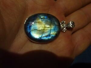 �y���������z�l�b�N���X�@�y���_���g�}�E���g�V���o�[pendentif protection labradorite monture argent 925 ref 2124