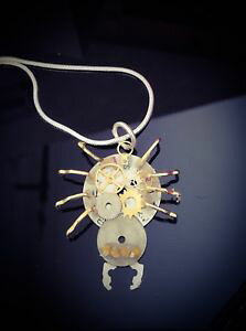 �y���������z�l�b�N���X�@collier pendentif steampunk acier et argent araigne punk gothique engrenages