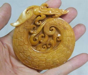 �y���������z�l�b�N���X�@�h���S���y���_���grare chinois classique artisanat jaune jadite gemme,dragon pendentif, 7x7cm