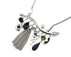 yzlbNX@lbNXy_gubNr[Y||cc1676e collier plastron pendentif multiformes email noir, perles, pompon
