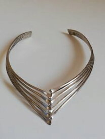 【送料無料】ネックレス　ソリッドシルバーancien collier femme en argent massif ras du cou