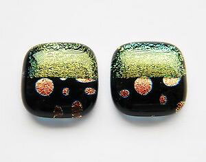 �y���������z�����Y�A�N�Z�T��?�@�O���X�J�t�X�����N�p�^�[��8genuine dichroic glass hand crafted cufflinks pattern 8