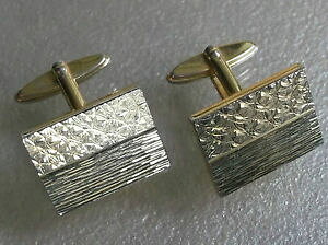 �y���������z�����Y�A�N�Z�T��?�@�J�t�X�����N���B���e�[�Wmens�J�t�X19601970retro goldtone embossed design�����Ncufflinks vintage mens cuff links 1960s 1970s retro goldtone e