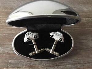 yzYANZT?@v[e[V{bNXJtX{^ listingfiat 500 3d cufflinks in an oval presentation box white