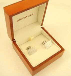 yzYANZT?@YWXtHA[NXX^[Ov[e[V{bNXVo[JtNXmens jos von arx sterling silver patterned cufflinks in presentation box sc06