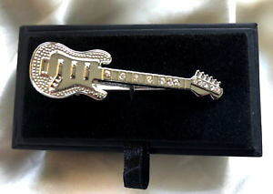 �y���������z�����Y�A�N�Z�T��?�@�V���o�[�K���X�^�C�N���b�v�M�^�[silver coloured luxury guitar with glass stones tie clip