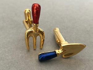 yzYANZT?@Be[WJtXNN[K[fjOtH[Nvintage novelty cufflinks fork trowel gold tone cool fun gardening gift