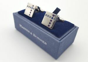 yzYANZT?@wCYXNGAVo[JtX{^fUC{bNXhaines and bonner square silver toned cufflinks with dotted square design boxed