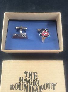 �y���������z�����Y�A�N�Z�T��?�@�}�W�b�N���E���h�A�o�E�g�G�i�����J�t�����Nrare boxed magic roundabout enamel cuff links zebedee amp; dougal dog mad dogs 1997