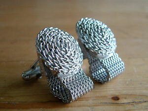 yzYANZT?@JtNXbvAEhfUChighly individual silvertone wrap around cufflinks lovely detailed design