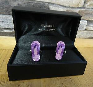 yzYANZT?@sNtbvtbvo[JtX{^v[e[V{bNXnovelty purple and pink flipflop bar cufflinks with presentation box
