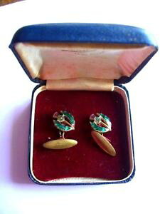 yzYANZT?@re[W{bNXNX}XVXJtNXvintage christmas thistle cuff links in box