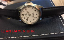 【送料無料】腕時計　ウォッチ　チタンクラシックアラームアラブclsico mujer reloj aus titanio rabe zifferblat