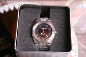 【送料無料】腕時計　ウォッチ　ヴィルヘルムハートレーシングクォーツハウalta calidad wilhelm corazn nsu carreras leyenda quartz hau 45mm nuevo pvp 289