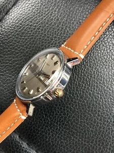 腕時計　ウォッチ　ビンテージアラームベルトtimex vintage watch reloj 35 mm cuerda manual winding correa nueva
