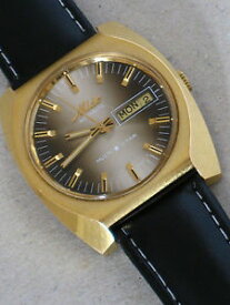 【送料無料】腕時計　ウォッチ　マルチスターアラームビンテージハウmido multi star automatic day date reloj watch reloj de pulsera reloj vintage hau minuto