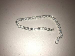 yzuXbg@ANZT?@gemstoneP71 extenderP8PclearGC{ejXbraceletPfashionavon silver tennis bracelet~fashion round white gemstone~71 extender~8~