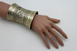 �y���������z�u���X���b�g�@�A�N�Z�T��?�@�S�[���h�J�t�u���X���b�gwomen jewelry long gold cuff bracelet metal wrist wonder flower filigree details