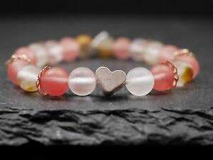 �y���������z�u���X���b�g�@�A�N�Z�T��?�@�K���X�s���Nelastic bracelet with glass beads and heartpink rose gold