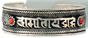 yzuXbg@ANZT?@uXbgnnlp[bracelet om mani peme humomanipemehumom mani padme hum width 21 mm nepal