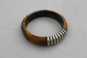 �y���������z�u���X���b�g�@�A�N�Z�T��?�@�u���X���b�gbracelet ethics woodenmetal ref 129