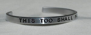 �y���������z�u���X���b�g�@�A�N�Z�T��?�@�p�X�n���h���C�h�u���X���b�gthis too shall pass handmade amp; polished bracelet