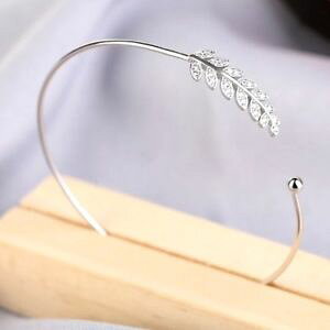 �y���������z�u���X���b�g�@�A�N�Z�T��?�@�I���[�u���[�t�u���X���b�g�J�t�I�[�v���X�^�[�����O�V���o�[olive leaf bracelet wristcuff open 925 sterling silver with