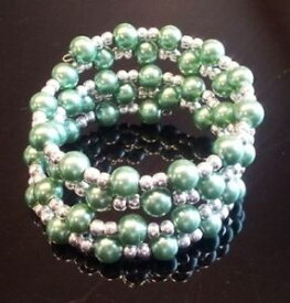 【送料無料】ブレスレット　アクセサリ—　ハンドメイドグリーンガラスパールカフシルバービーズラップブレスレットhandmade medium green glass pearl wrap cuff bracelet with silver beads