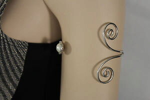 �y���������z�u���X���b�g�@�A�N�Z�T��?�@�J�t�u���X���b�g�t�@�b�V�������g���A�b�p�A�[�����b�vwomen high cuff bracelet fashion silver metal wrap around swirld retro upper arm