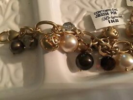 【送料無料】ブレスレット　アクセサリ—　ブライトンcontempoブレスレットスワロフスキーパールブラシbrighton contempo chic brushed gold charm bracelet swarovski crystal pearl beads
