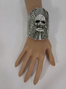 yzuXbg@ANZT?@XJJtuXbgt@bVNlbg}XNwomen silver metal skull cuff bracelet fashion rhinestones spider net mask bling