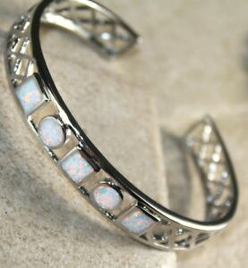 �y���������z�u���X���b�g�@�A�N�Z�T��?�@�I�p�[���}���`�u���X���b�g�J�t listingsilver elegant white fire opal multi stones bracelet cuff