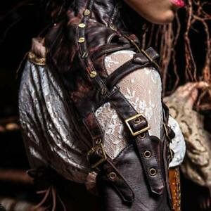 �y���������z�u���X���b�g�@�A�N�Z�T��?�@�P�[�v�G���x���[�v��steampunk rtro en cuir bras chauffe bolro chle cape enveloppe la veste